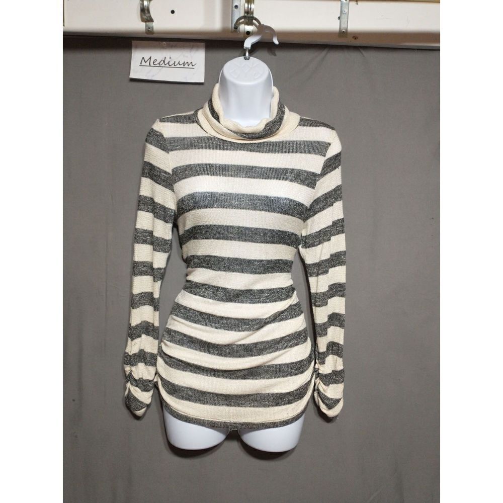 Blue Sketch, lightweight sweater medium